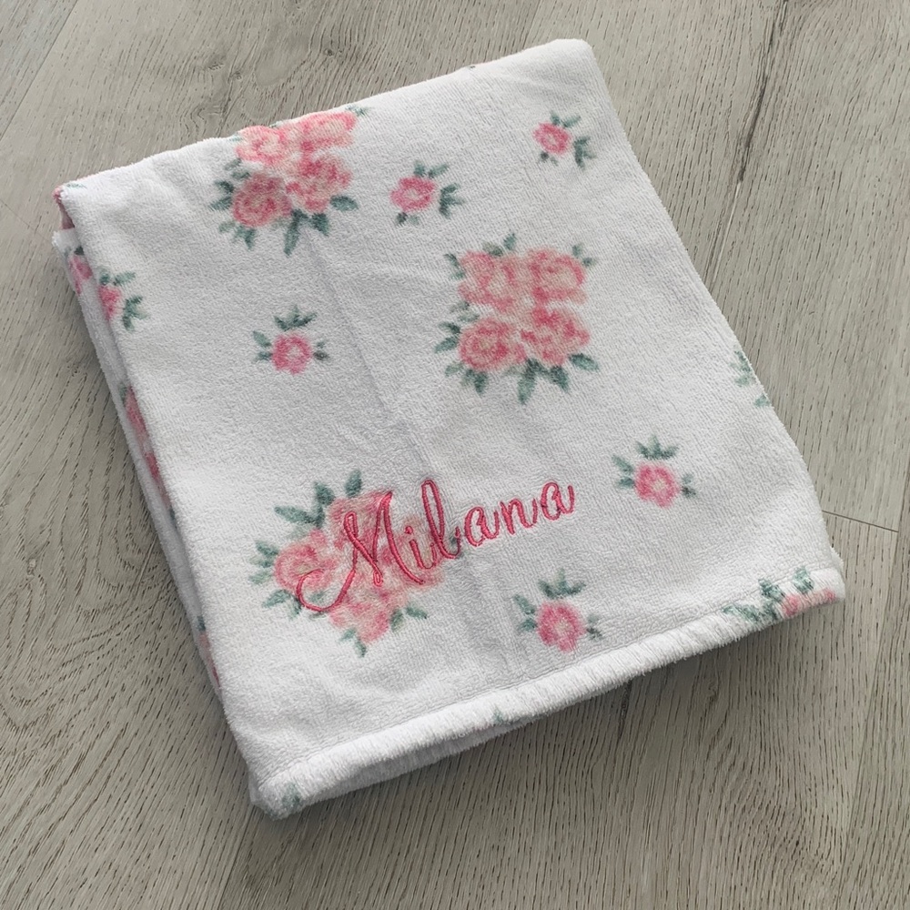 Pottery Barn "Love Shack Fancy" embroidered Milana rose bath‎ towel white pink